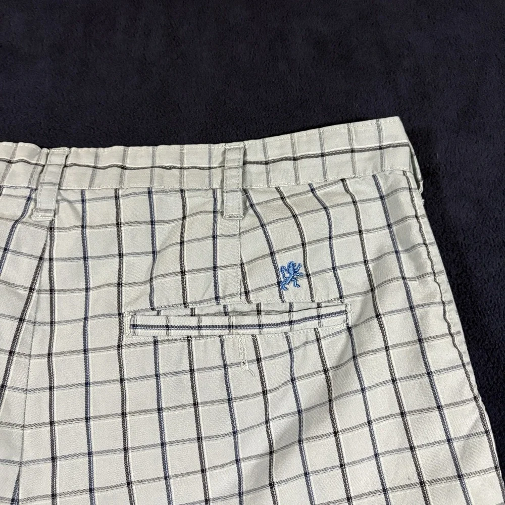 VTG Y2K Mossimo Plaid Men Shorts 38 Gray Blue Lion Crest Flat Front Chino Baggy